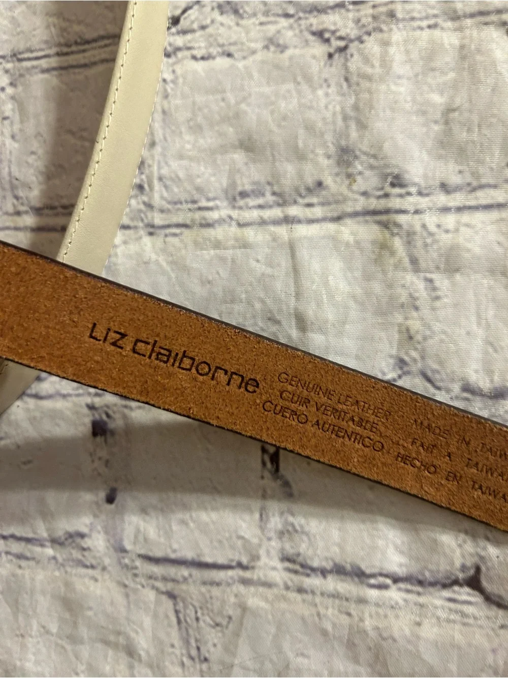 LIZ CLAIBORNE VINTAGE LEATHER (2) BELTS CREAM & BROWN GOLD & SILVER BUCKLES S&M